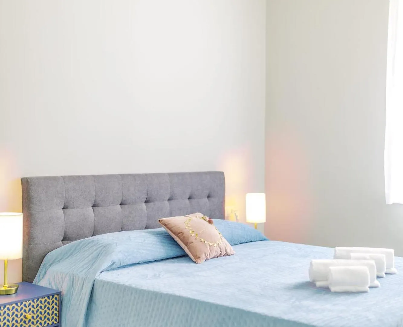 Duomo Deluxe - Bilocale Moderno - Metro - Wi-F Apartment Milan