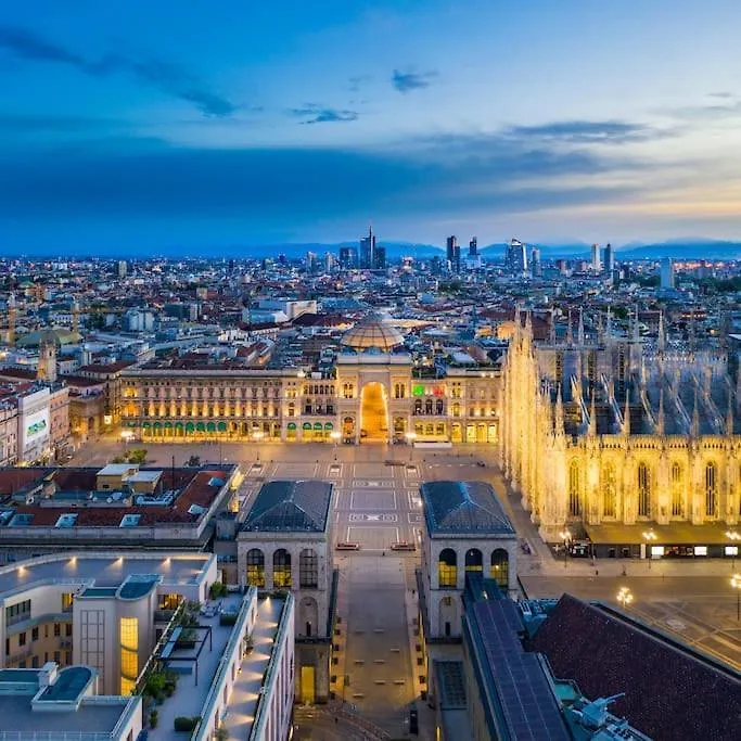 Duomo Deluxe - Bilocale Moderno - Metro - Wi-F Apartment Milan Italy