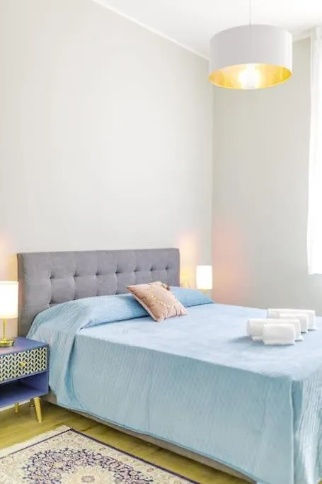 Duomo Deluxe - Bilocale Moderno - Metro - Wi-F Apartment Milan 0*,  Italy