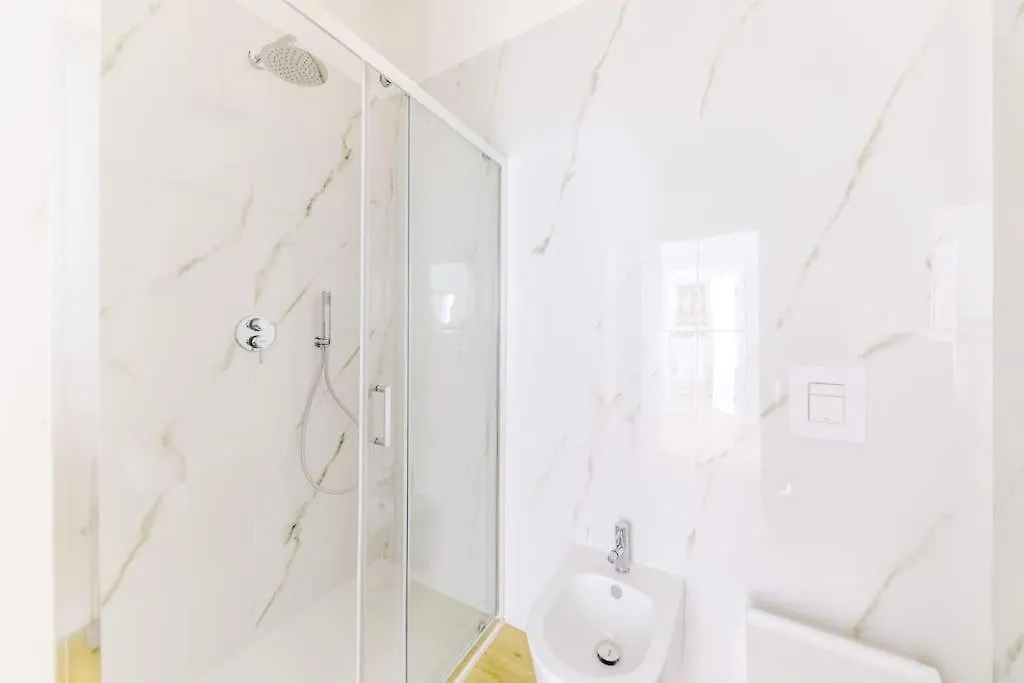 Duomo Deluxe - Bilocale Moderno - Metro - Wi-F Apartment Milan Italy