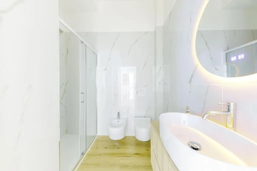 Duomo Deluxe - Bilocale Moderno - Metro - Wi-F Apartment Milan